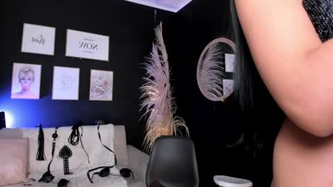 Snapshot of rachel_es chatting on May 30, 5:26 am RACHEL ES online show from May 30, 5:26 am