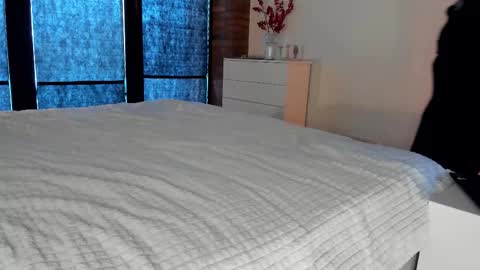 Sherryl online show from February 12, 10:10 am