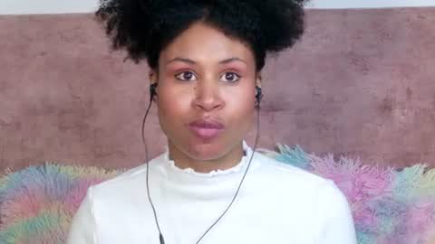 Snapshot of rachelannxd chatting on July 7, 6:12 pm RachelAnn online show from July 7, 6:12 pm