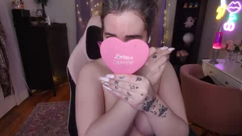 Rachel Brooks online show from January 1, 7:43 pm