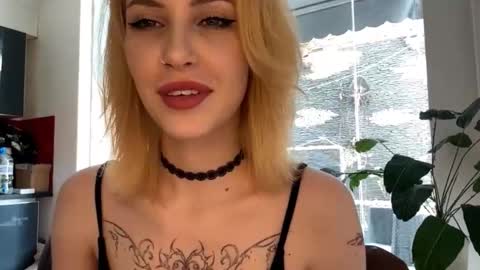 Lana online show from February 10, 5:55 am