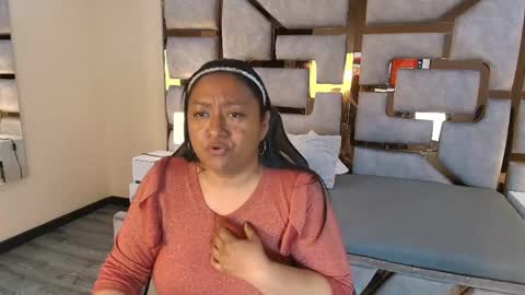 Snapshot of rachell_carter chatting on May 16, 10:36 am rachell_carter online show from May 16, 10:36 am