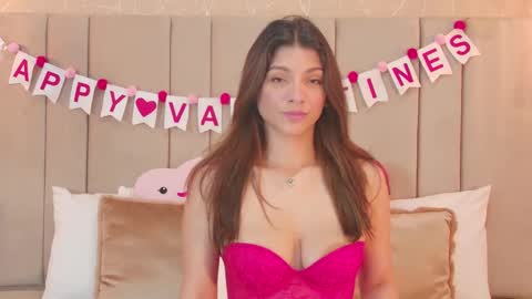 Rachell online show from February 12, 2:43 pm