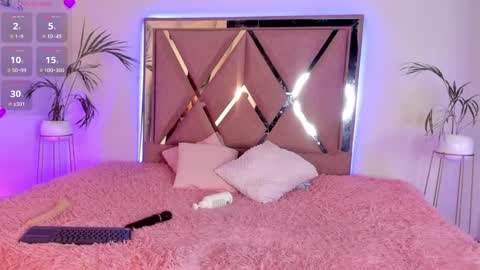 Rachel Ebony online show from December 5, 7:06 pm