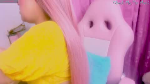 Snapshot of rachellward chatting on September 13, 10:15 am REY online show from September 13, 10:15 am