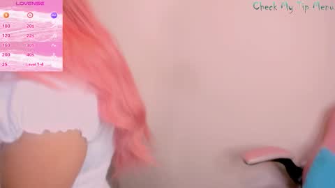 Snapshot of rachellward chatting on October 26, 10:43 am REY online show from October 26, 10:43 am