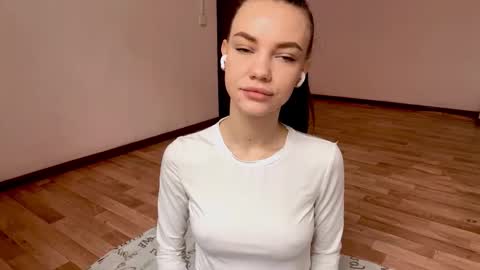Rachel online show from November 6, 8:04 am