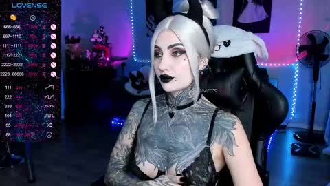  Miko Pleasee help me get 100 likes online show from November 4, 10:36 am