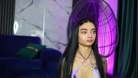 Snapshot of rachelravee chatting on October 24, 4:20 am Ann online show from October 24, 4:20 am