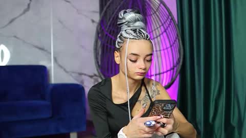 Snapshot of rachelravee chatting on October 27, 5:11 am Ann online show from October 27, 5:11 am