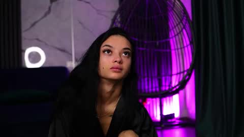 Snapshot of rachelravee chatting on November 10, 5:17 am Ann online show from November 10, 5:17 am