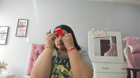 radiantgoddes online show from December 14, 1:27 pm