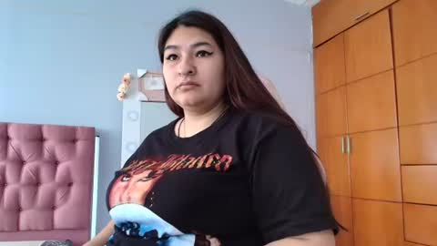 radiantgoddes online show from December 24, 1:39 pm