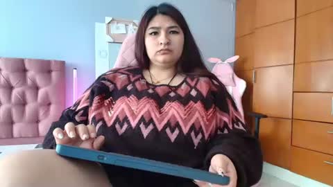 radiantgoddes online show from January 3, 4:06 pm