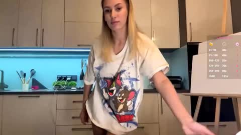 Mila online show from March 2, 4:14 pm