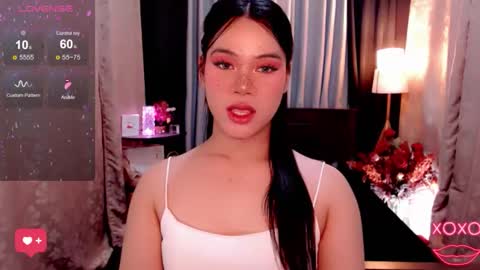 Snapshot of raeganclinton chatting on September 30, 11:32 pm raeganclinton online show from September 30, 11:32 pm