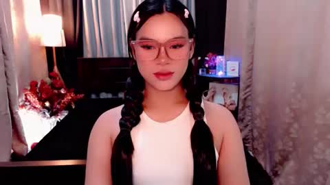 Snapshot of raeganclinton chatting on October 8, 11:46 pm raeganclinton online show from October 8, 11:46 pm