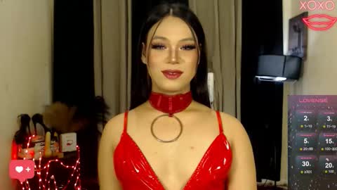 Snapshot of raeganclinton chatting on November 8, 5:29 am raeganclinton online show from November 8, 5:29 am