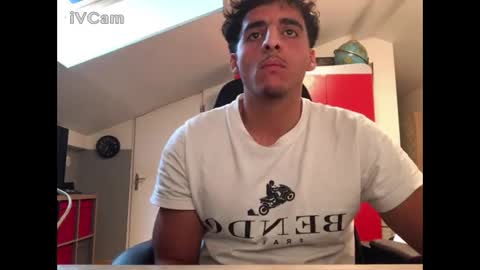 raes online show from February 5, 10:20 am