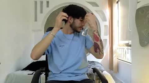 R A F A E L online show from October 31, 8:32 pm