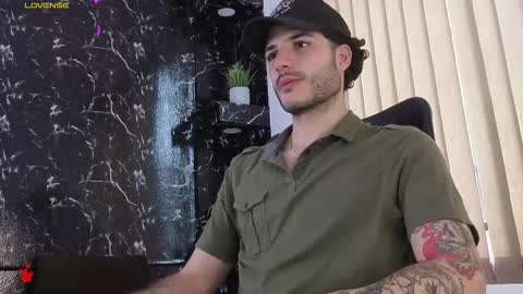 R A F A E L online show from February 10, 8:46 pm