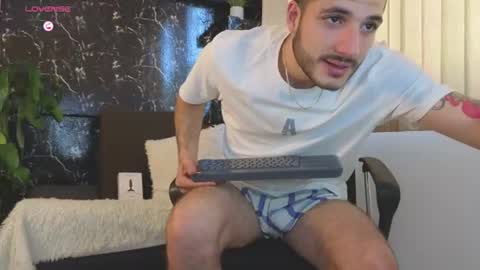 R A F A E L online show from July 21, 8:33 pm