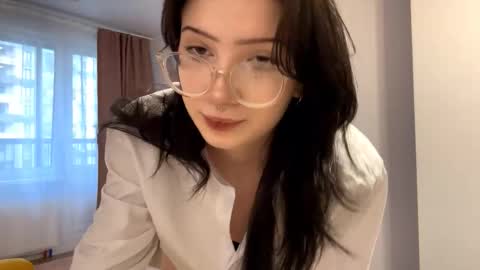 Riya online show from November 14, 10:14 am