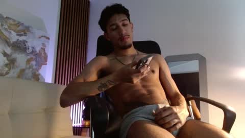 IG online show from January 29, 3:33 am