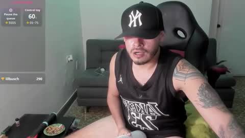 Snapshot of ragnar_lothbrok77 chatting on September 25, 11:30 pm ragnar_lothbrok77 online show from September 25, 11:30 pm