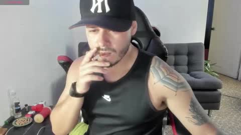 Snapshot of ragnar_lothbrok77 chatting on October 9, 9:13 pm ragnar_lothbrok77 online show from October 9, 9:13 pm