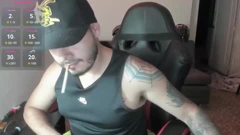 Snapshot of ragnar_lothbrok77 chatting on October 15, 11:16 pm ragnar_lothbrok77 online show from October 15, 11:16 pm