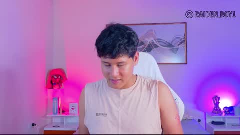 Snapshot of raiden_boy_ chatting on January 8, 9:50 pm raiden online show from January 8, 9:50 pm