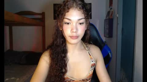 moon online show from August 3, 4:44 pm