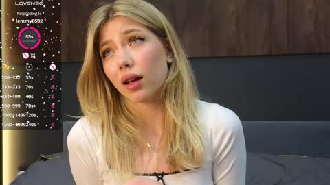 Lisa online show from February 20, 10:59 pm