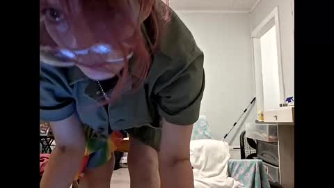 Snapshot of rainbowbrooke79 chatting on November 12, 8:04 am rainbowbrooke79 online show from November 12, 8:04 am