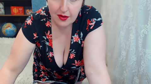 rainbowladyy online show from December 23, 2:07 pm