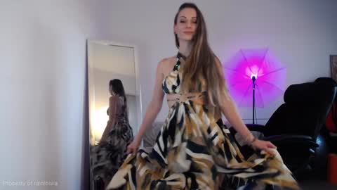 Call me Lei online show from December 30, 2:30 pm