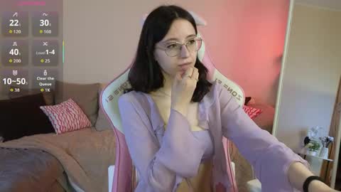 Snapshot of rainybella chatting on April 19, 7:07 am rainybella online show from April 19, 7:07 am