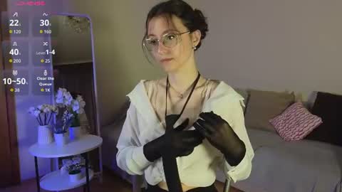 Snapshot of rainybella chatting on June 13, 7:17 am rainybella online show from June 13, 7:17 am