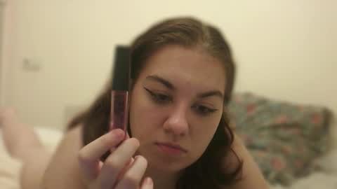 rainyvibe_ online show from September 23, 9:29 pm