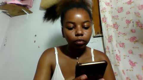 Snapshot of raissa38 chatting on November 24, 7:02 pm raissa38 online show from November 24, 7:02 pm