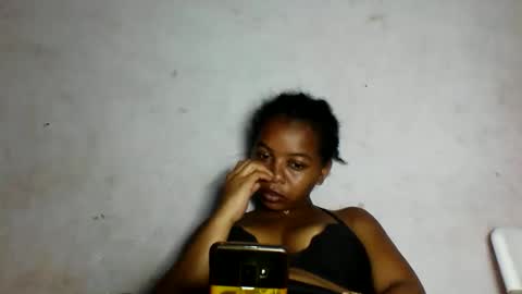 Snapshot of raissa38 chatting on December 3, 1:13 am raissa38 online show from December 3, 1:13 am