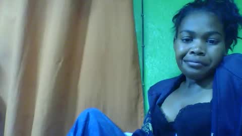 Snapshot of raissalove688460 chatting on June 3, 6:38 am raissalove688460 online show from June 3, 6:38 am