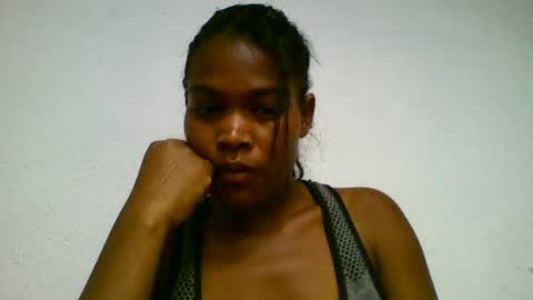 Snapshot of raissalove688460 chatting on June 14, 7:10 am raissalove688460 online show from June 14, 7:10 am