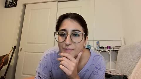 Ray Ray online show from October 16, 4:02 am