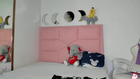 Snapshot of rajjnar_nina chatting on July 17, 11:20 pm Nina online show from July 17, 11:20 pm