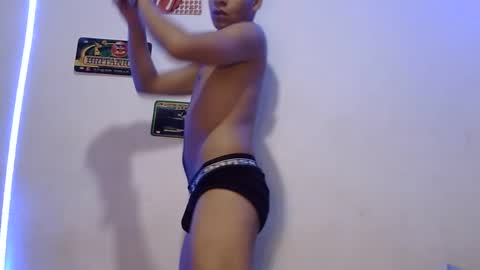 Snapshot of ralfael_feet chatting on September 9, 2:00 am rafa online show from September 9, 2:00 am
