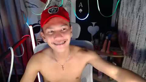 Snapshot of ralfhuge24 chatting on February 11, 6:35 pm ralfhuge24 online show from February 11, 6:35 pm