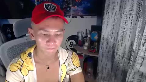 Snapshot of ralfhuge24 chatting on March 7, 12:13 pm ralfhuge24 online show from March 7, 12:13 pm