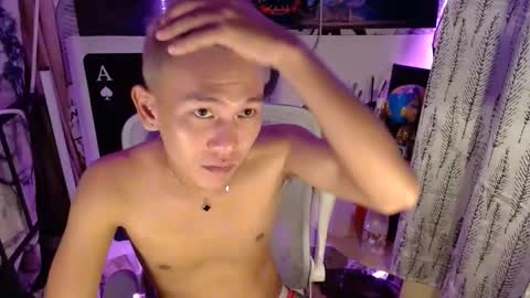 Snapshot of ralfhuge24 chatting on March 9, 9:19 pm ralfhuge24 online show from March 9, 9:19 pm